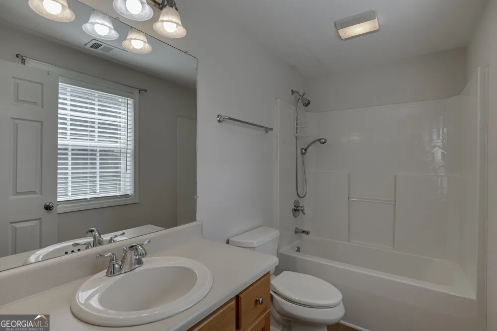 5446 Dahlonega HWY Clermont, GA 30527