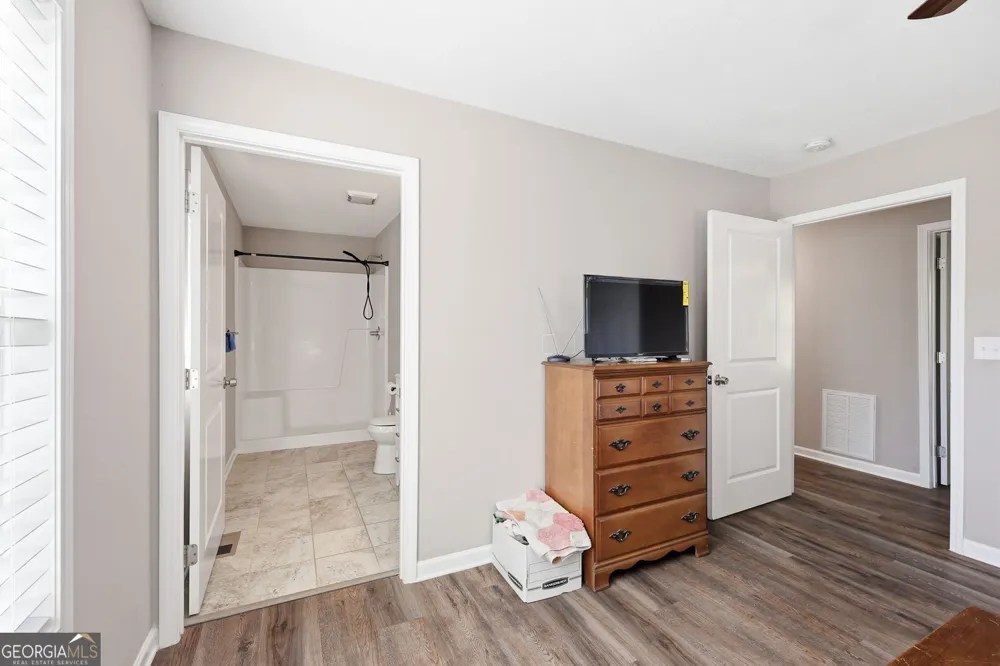 3642 Williams Bridge RD Toccoa, GA 30577