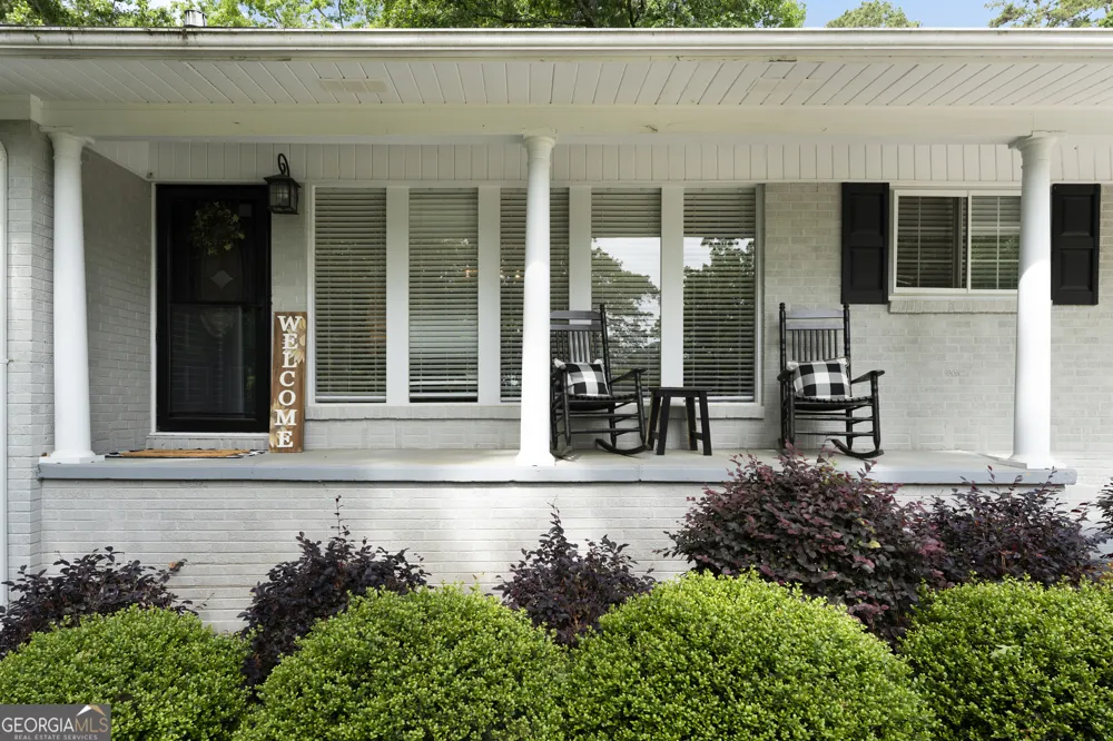 212 Sherwood DR Calhoun, GA 30701