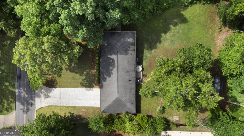 212 Sherwood DR Calhoun, GA 30701