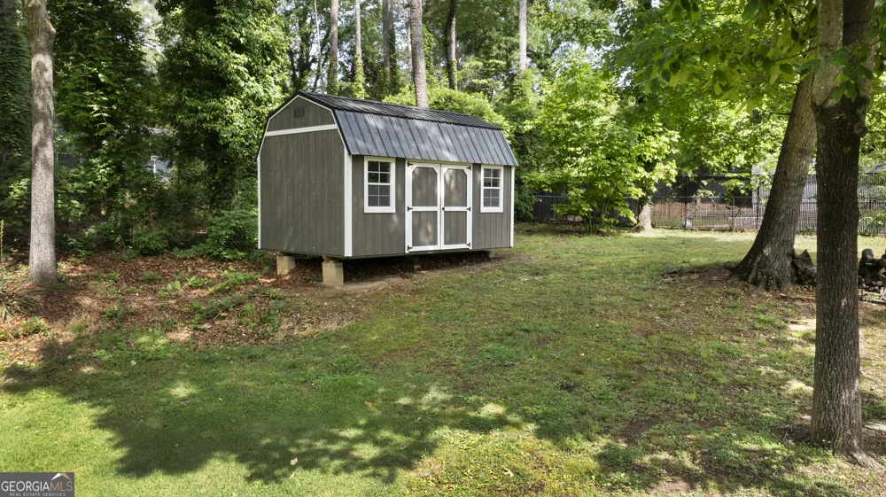 212 Sherwood DR Calhoun, GA 30701