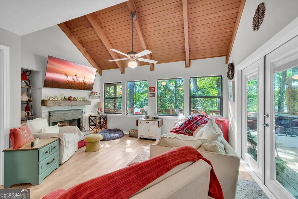 65 Vienna Ring Helen, GA 30545