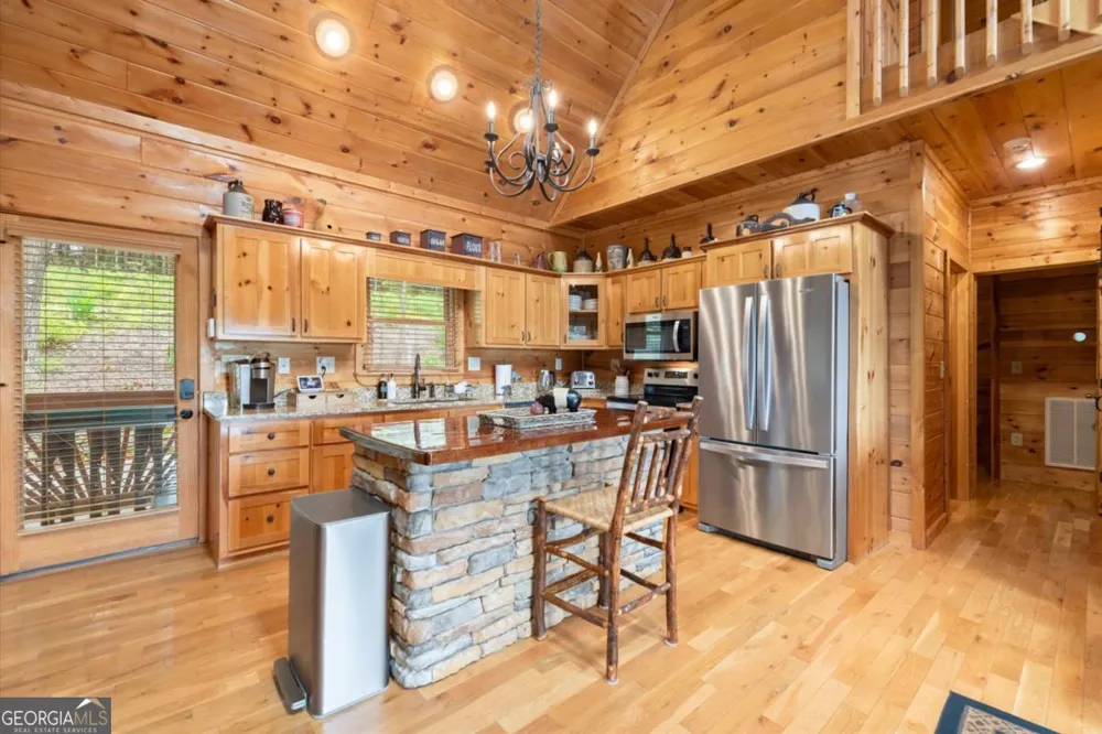 98 Aries LN Blue Ridge, GA 30513