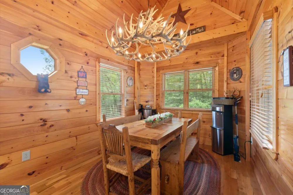 98 Aries LN Blue Ridge, GA 30513