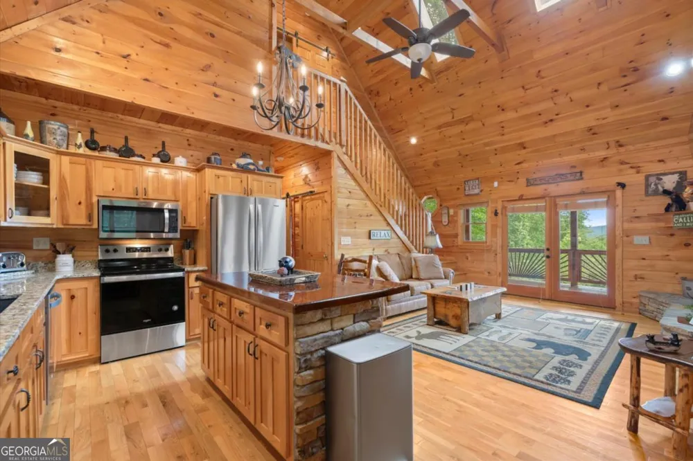 98 Aries LN Blue Ridge, GA 30513