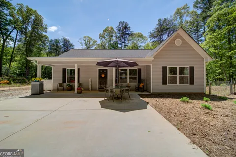 2182 Ben Higgins RD