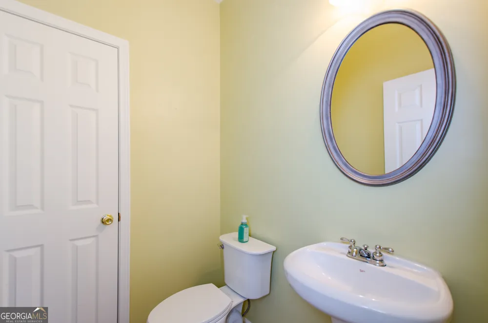 926 Mill Creek AVE Canton, GA 30115