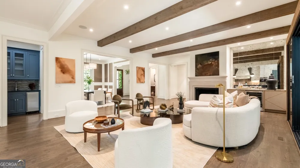 723 Glenairy CT Sandy Springs, GA 30328