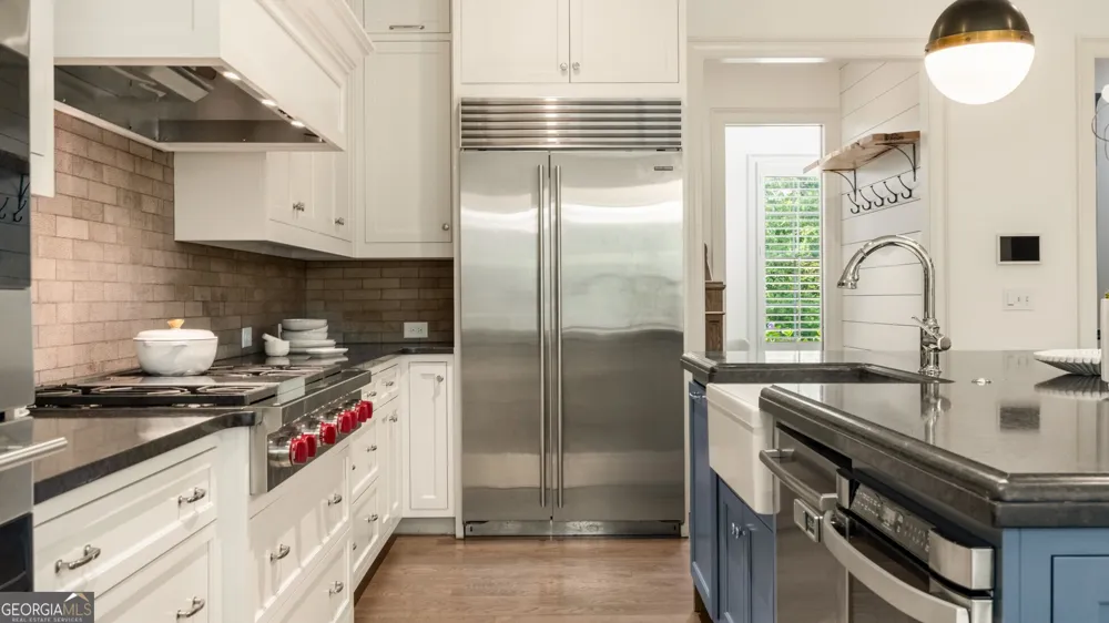 723 Glenairy CT Sandy Springs, GA 30328