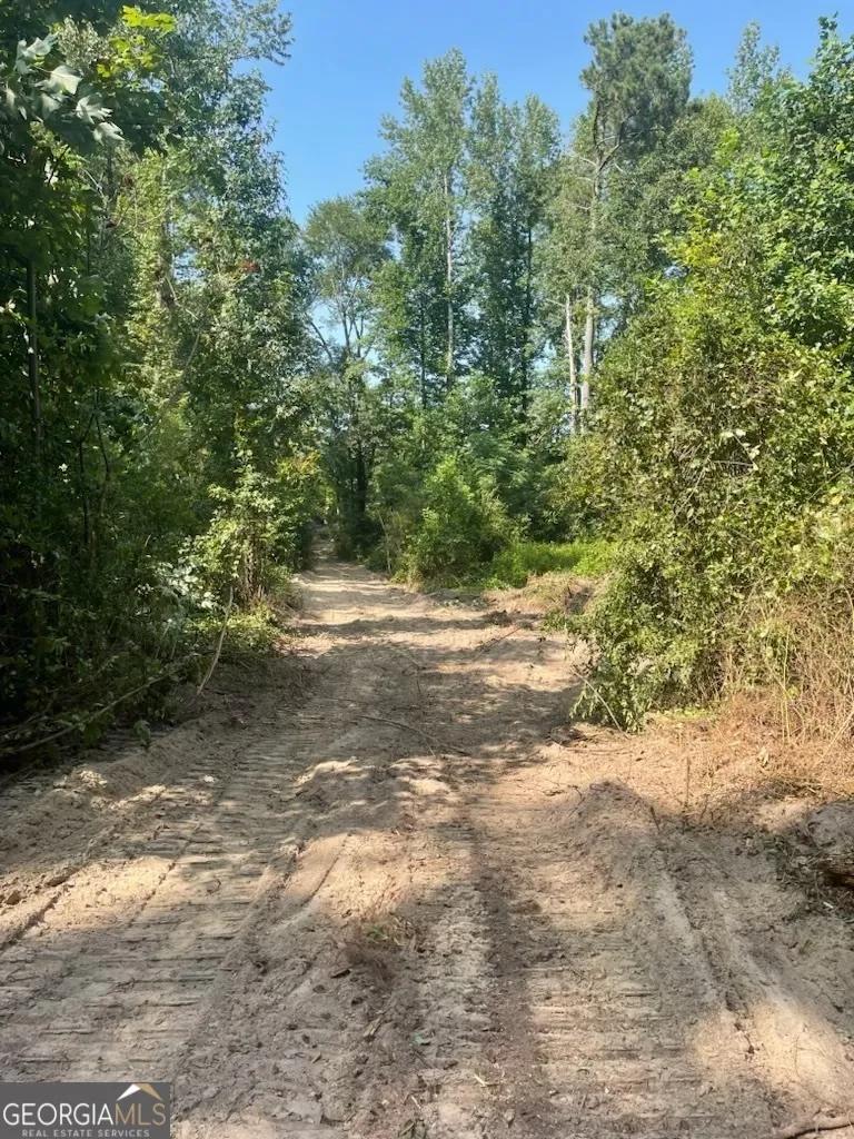 815 Aj Irvin Talmo, GA 30575