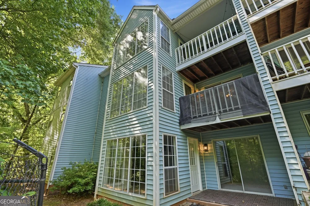 704 Glenleaf DR Peachtree Corners, GA 30092