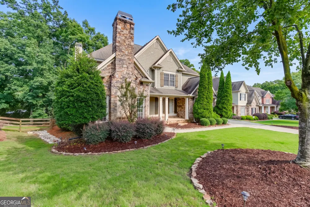 302 Beech Tree HOLW Sugar Hill, GA 30518
