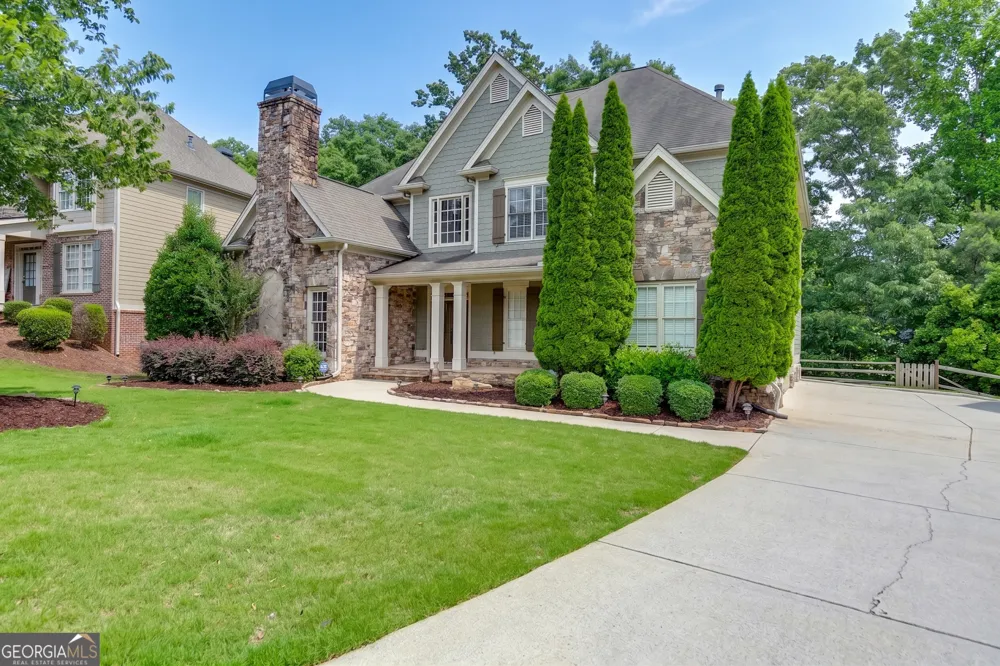 302 Beech Tree HOLW Sugar Hill, GA 30518