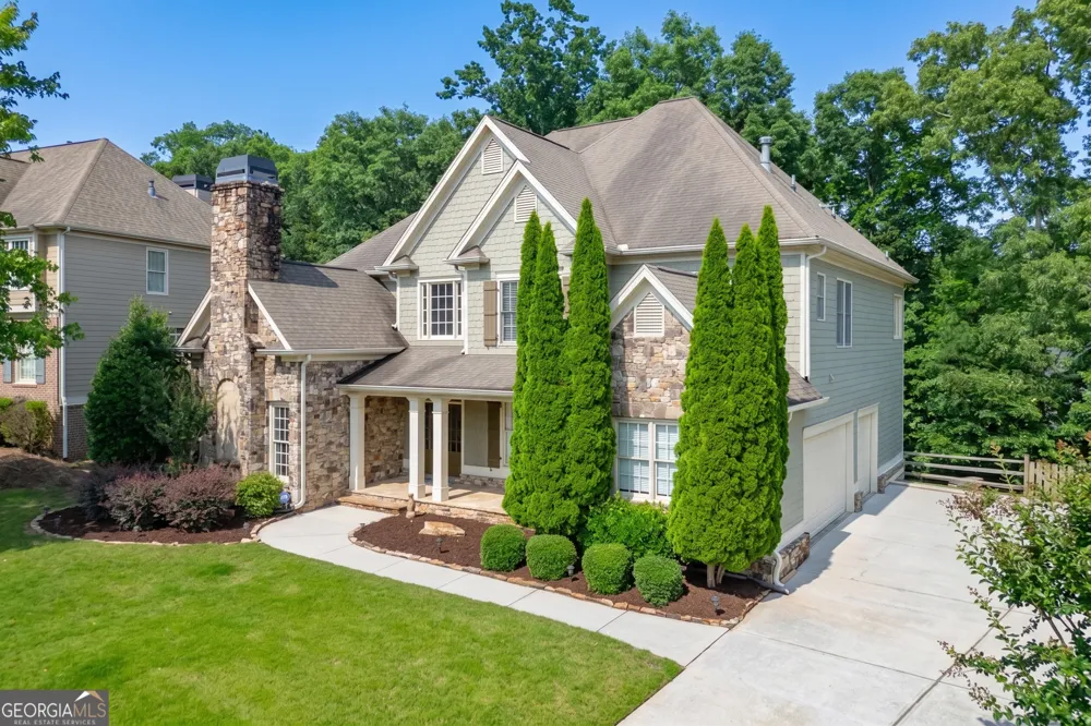 302 Beech Tree HOLW Sugar Hill, GA 30518