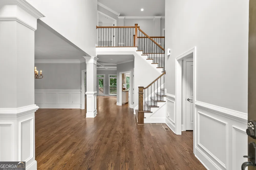 302 Beech Tree HOLW Sugar Hill, GA 30518