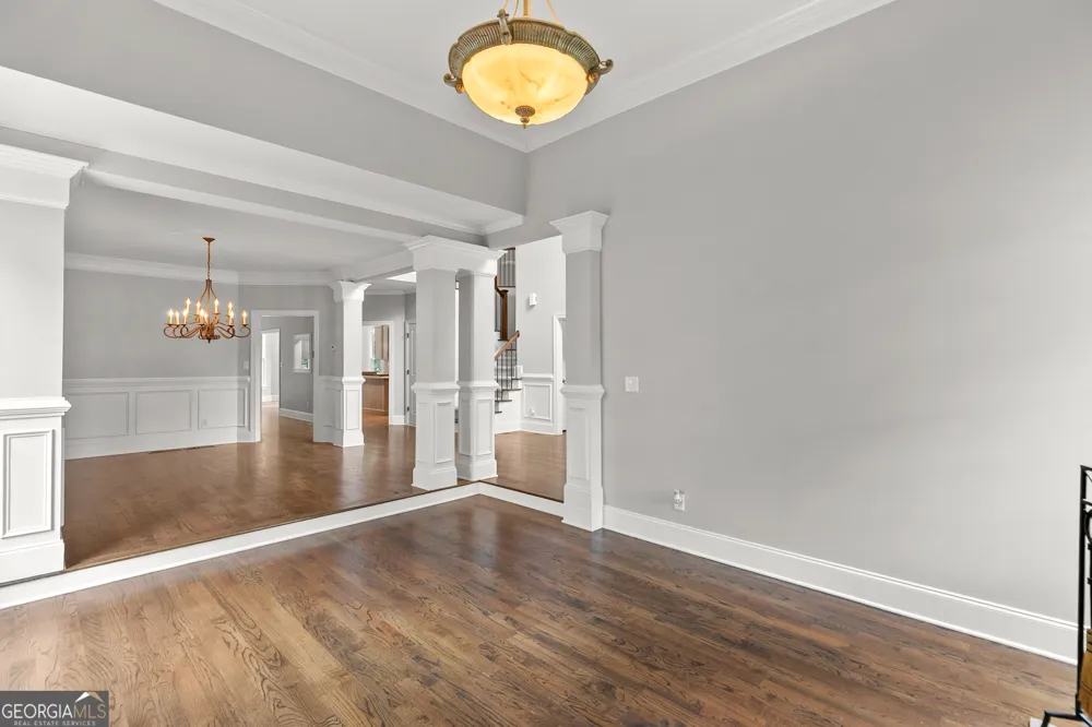 302 Beech Tree HOLW Sugar Hill, GA 30518