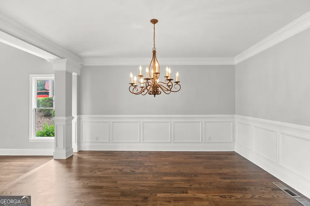 302 Beech Tree HOLW Sugar Hill, GA 30518