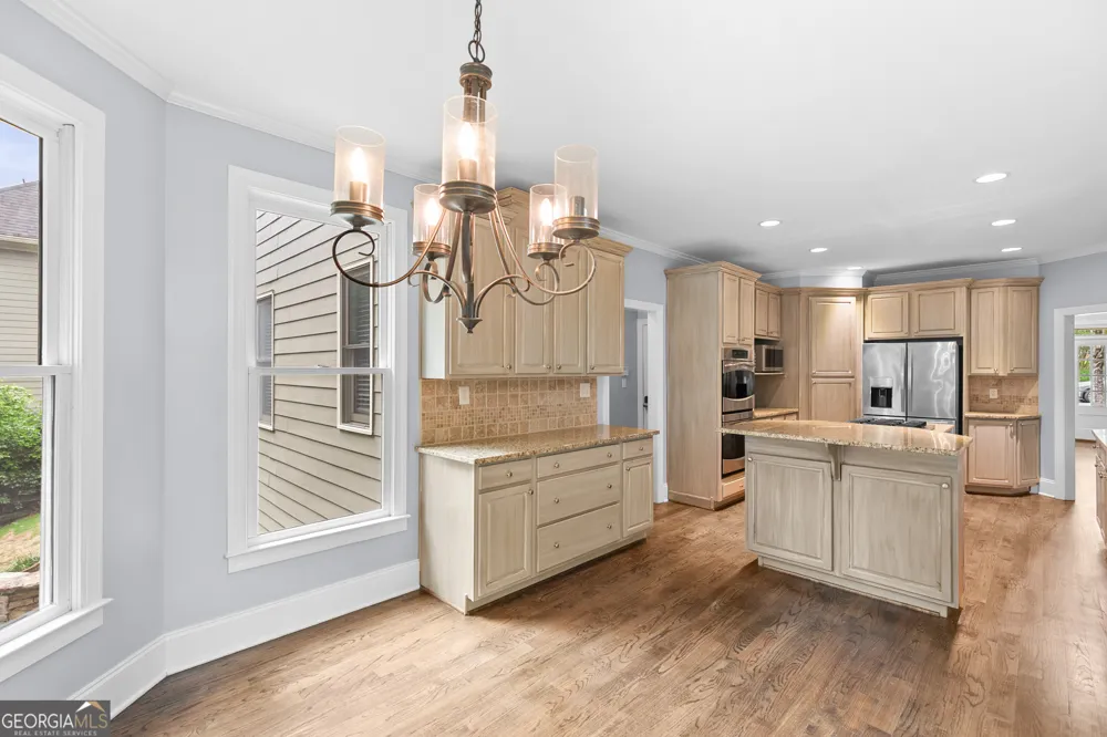 302 Beech Tree HOLW Sugar Hill, GA 30518