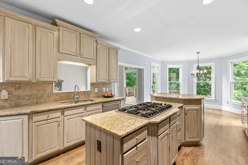 302 Beech Tree HOLW Sugar Hill, GA 30518