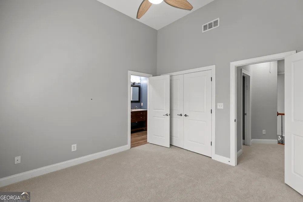 302 Beech Tree HOLW Sugar Hill, GA 30518