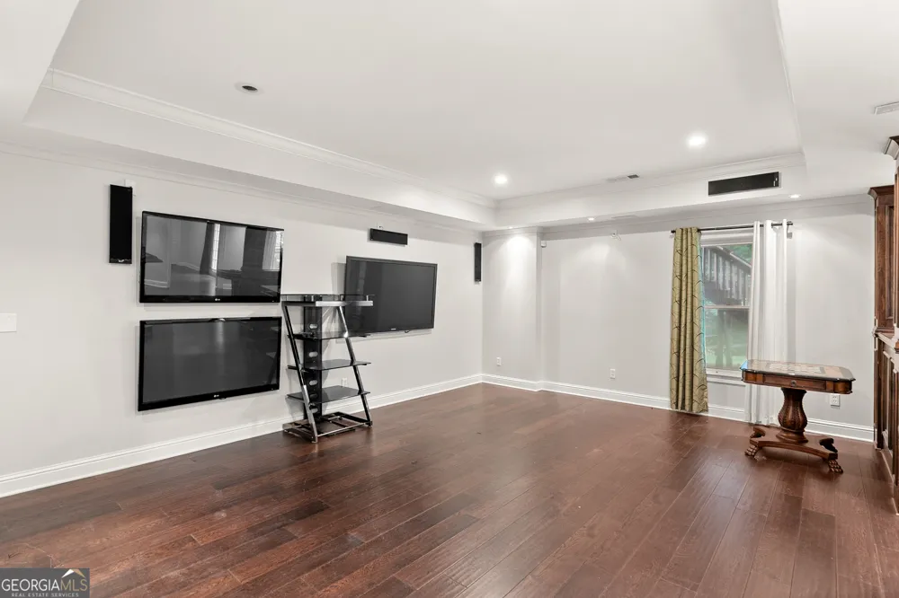 302 Beech Tree HOLW Sugar Hill, GA 30518