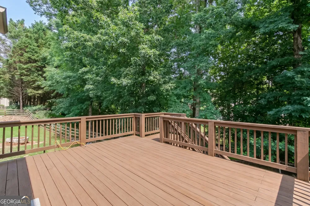 302 Beech Tree HOLW Sugar Hill, GA 30518