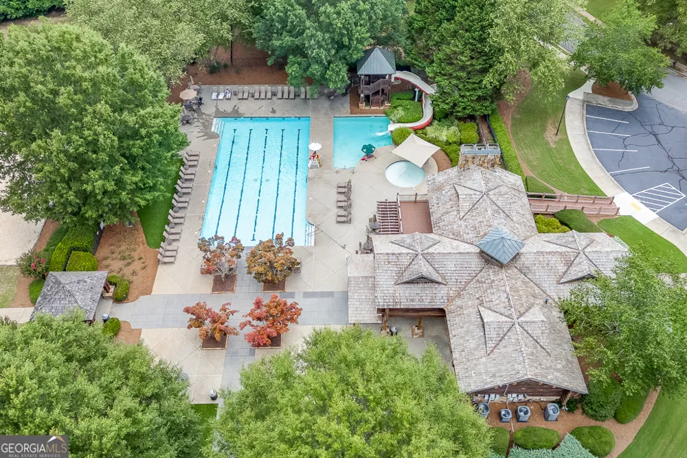 302 Beech Tree HOLW Sugar Hill, GA 30518