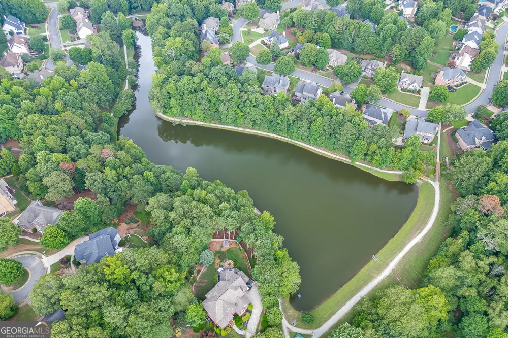 302 Beech Tree HOLW Sugar Hill, GA 30518