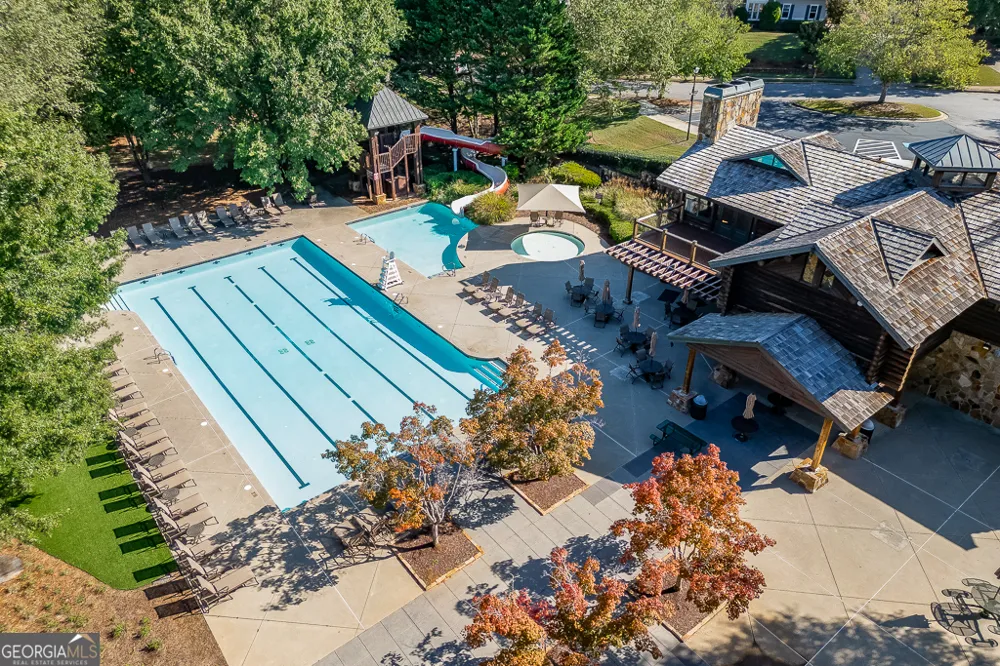 302 Beech Tree HOLW Sugar Hill, GA 30518