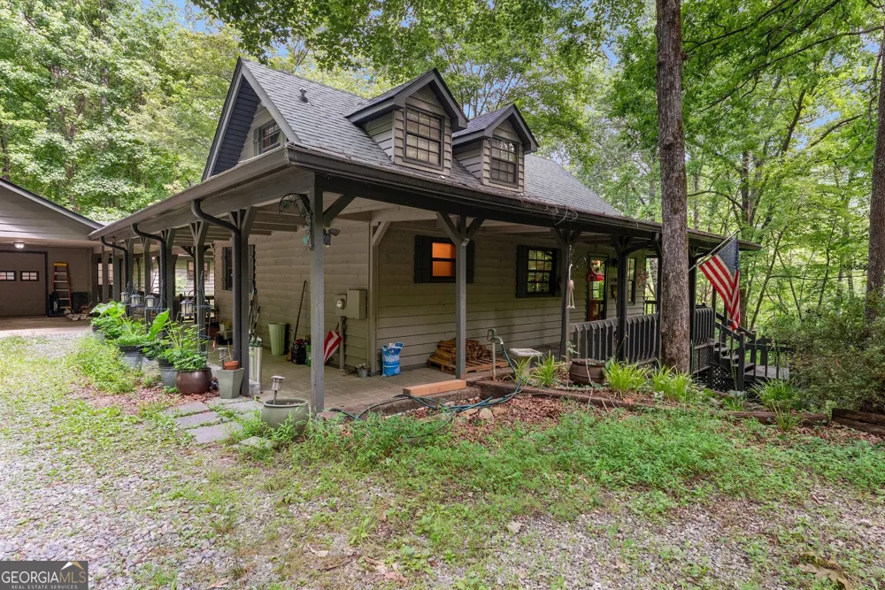 218 Hester Gap RD Cleveland, GA 30528