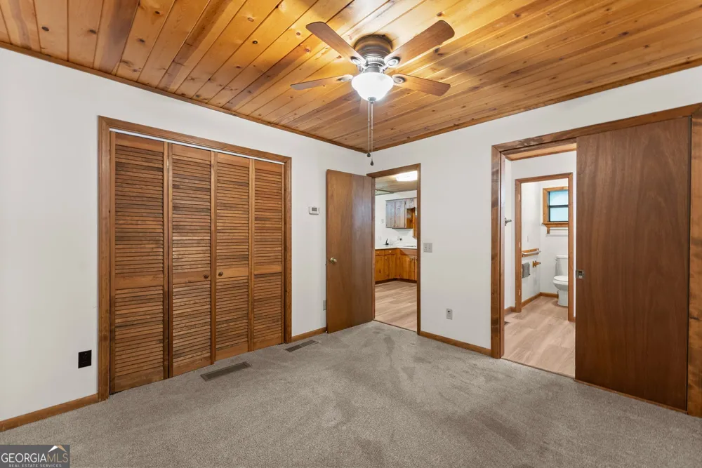 218 Hester Gap RD Cleveland, GA 30528