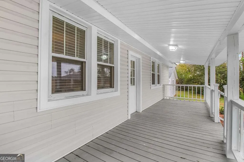 373 S Main ST Pembroke, GA 31321
