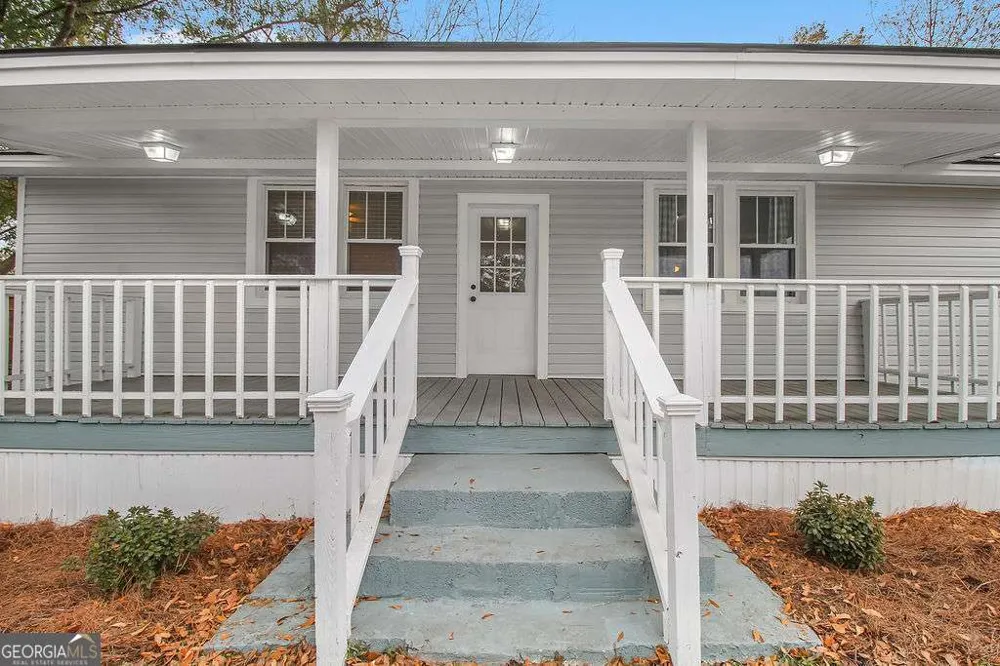 373 S Main ST Pembroke, GA 31321