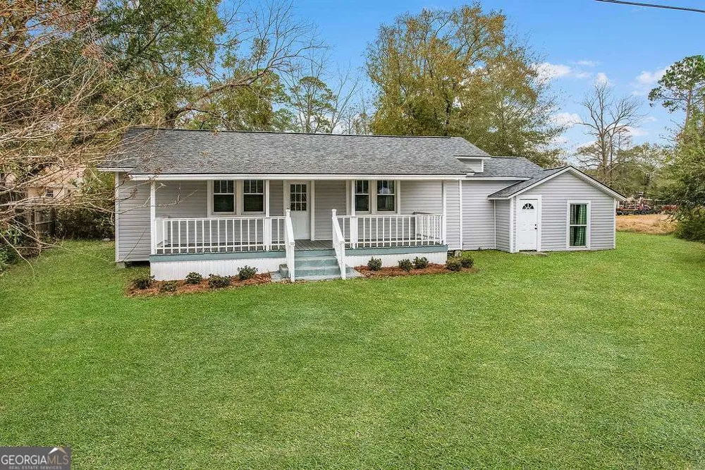 373 S Main ST Pembroke, GA 31321
