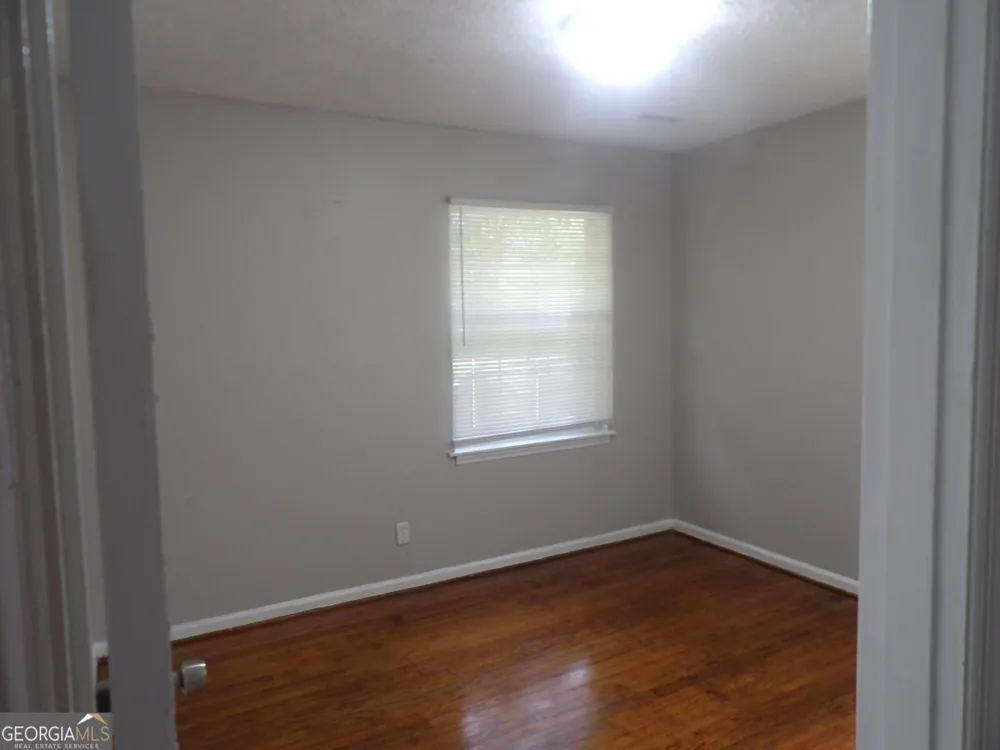 1903 Futral RD Griffin, GA 30224