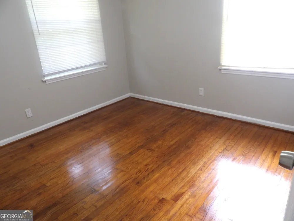 1903 Futral RD Griffin, GA 30224