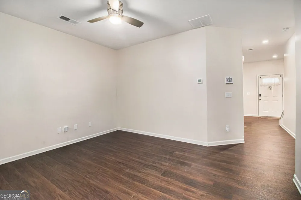 5642 Union Pointe DR Union City, GA 30291