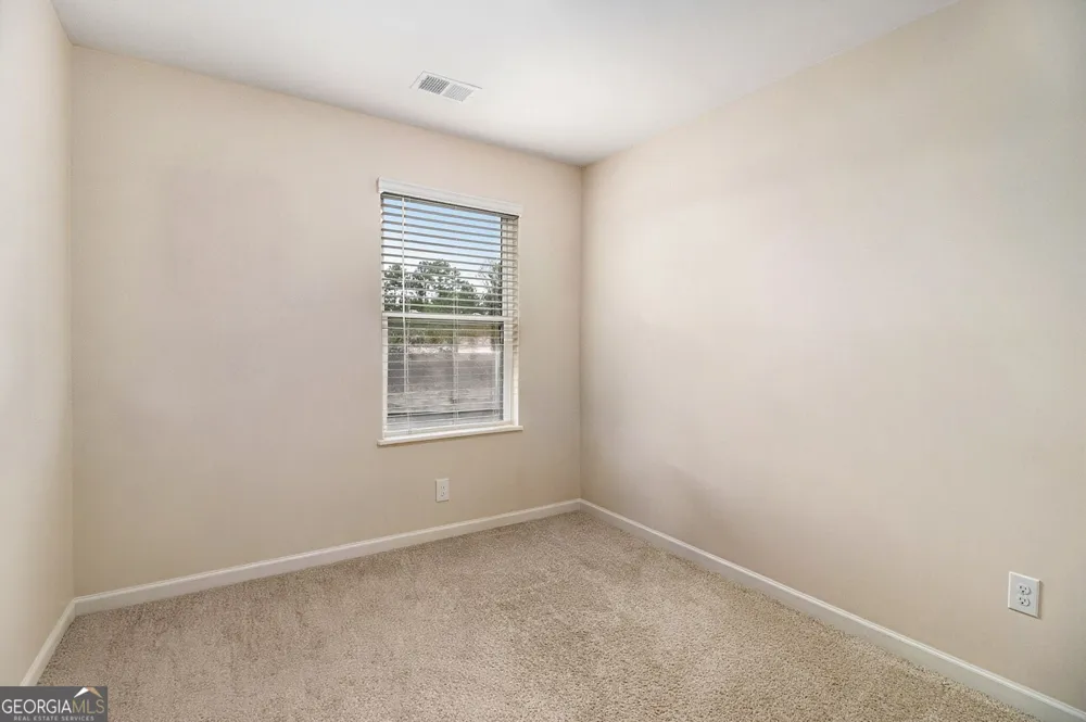 5642 Union Pointe DR Union City, GA 30291