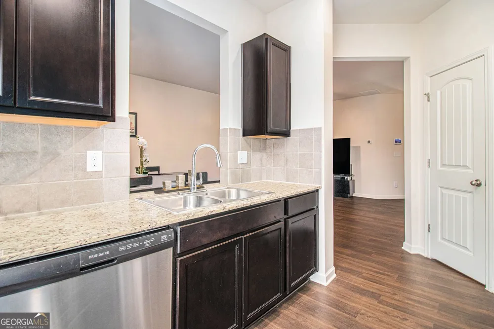 5642 Union Pointe DR Union City, GA 30291