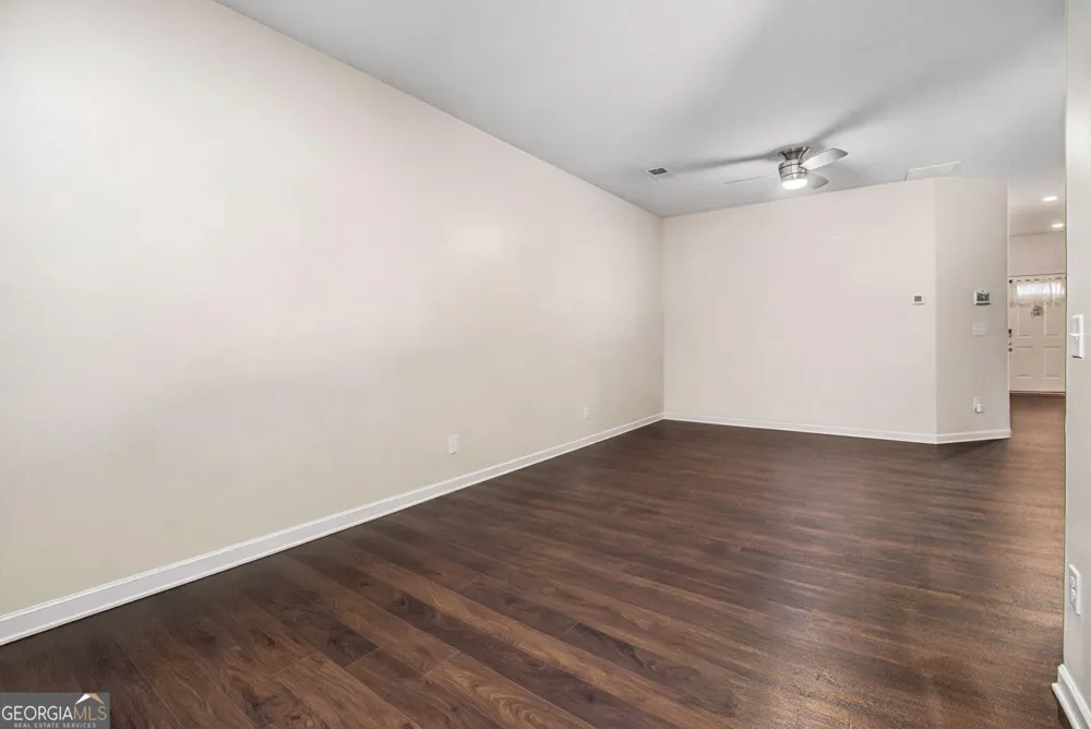 5642 Union Pointe DR Union City, GA 30291