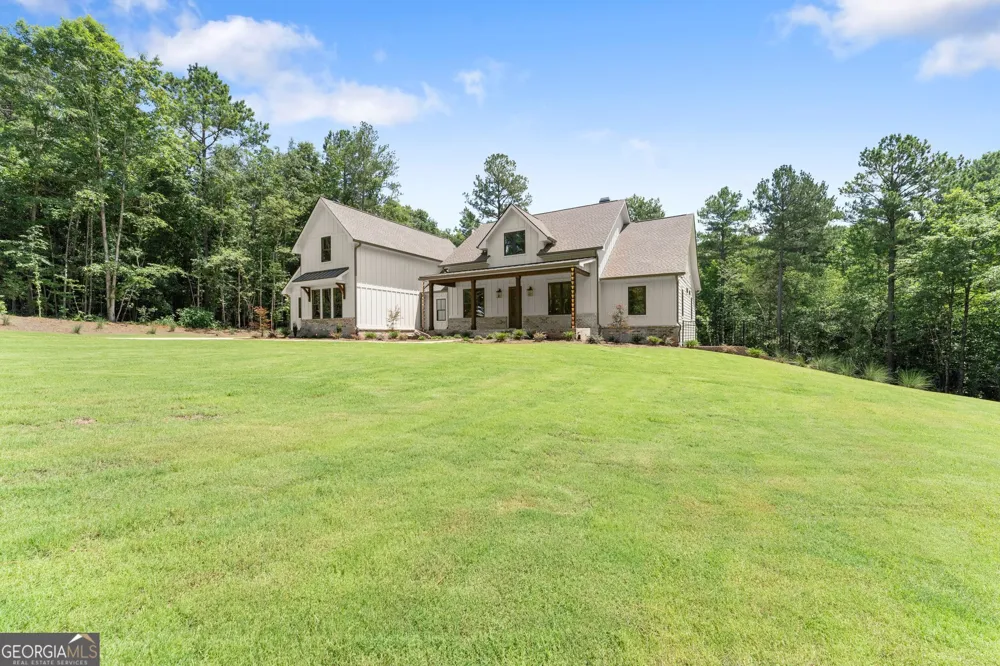 305 Harmony Gates DR Commerce, GA 30530