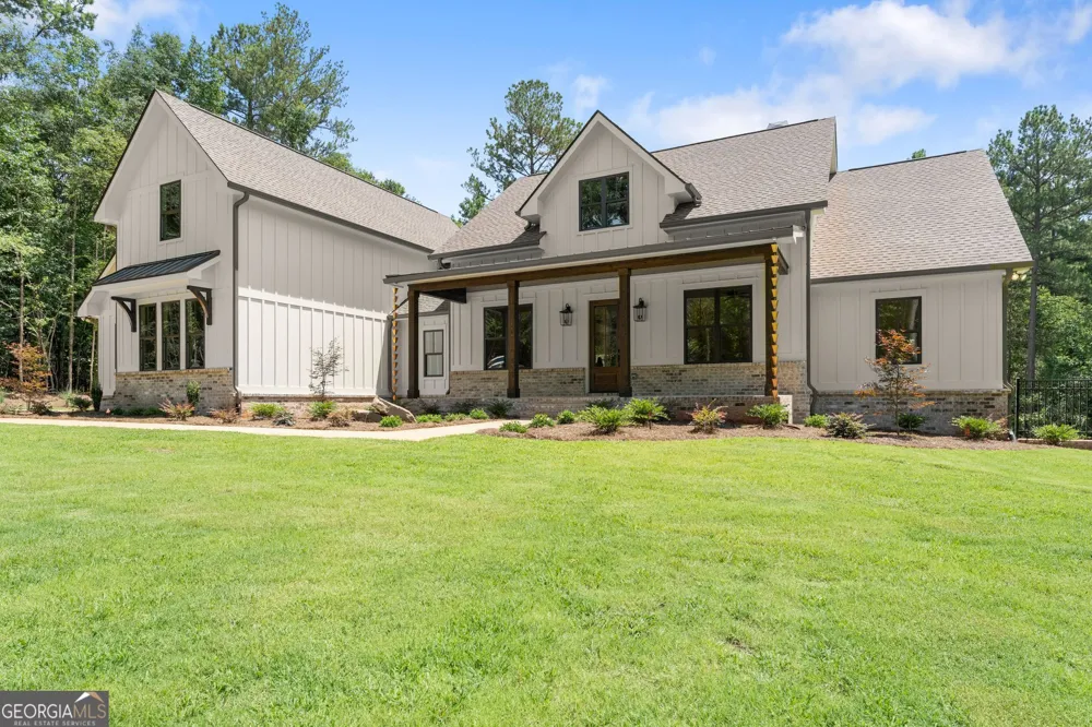 305 Harmony Gates DR Commerce, GA 30530