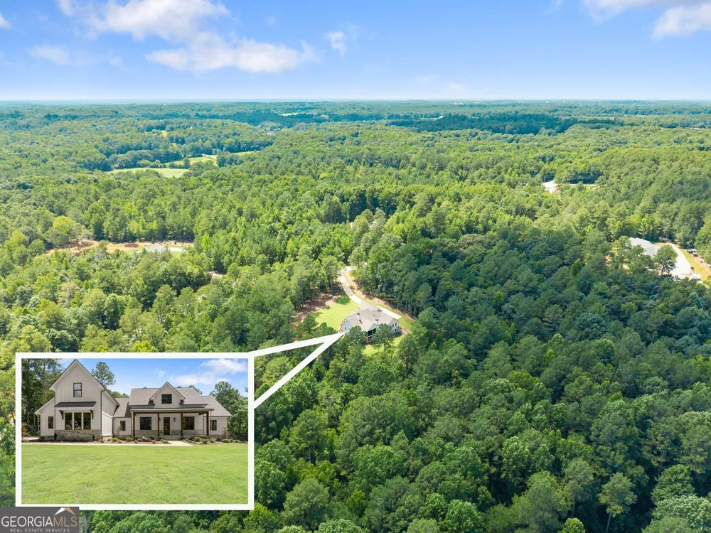 305 Harmony Gates DR Commerce, GA 30530