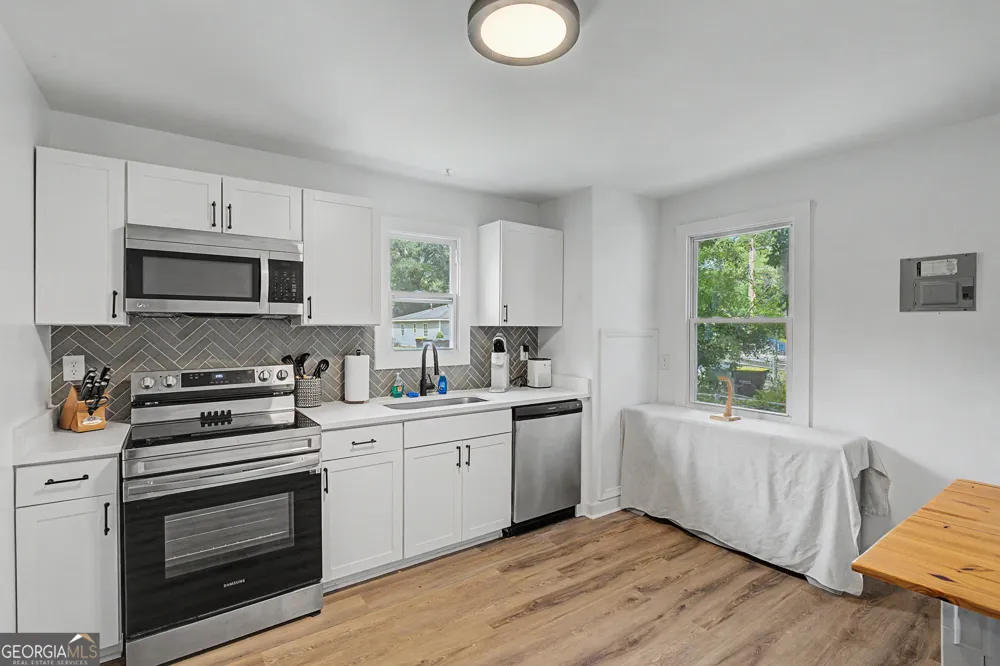 1301 E 68th ST Savannah, GA 31404