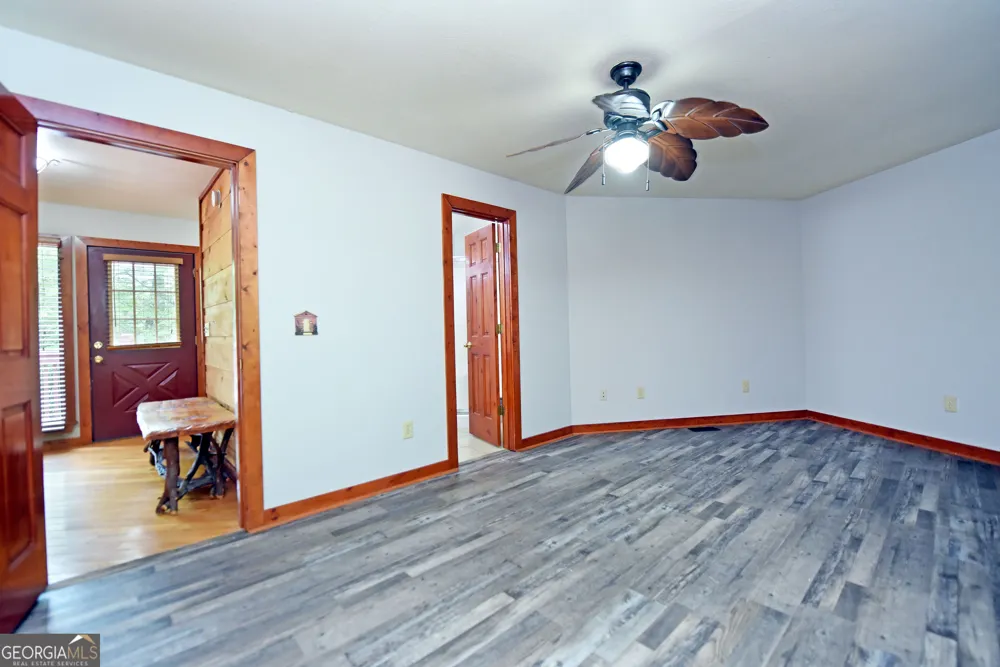 3857 Gumlog RD Young Harris, GA 30582