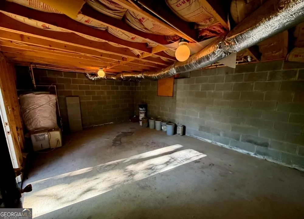 3857 Gumlog RD Young Harris, GA 30582