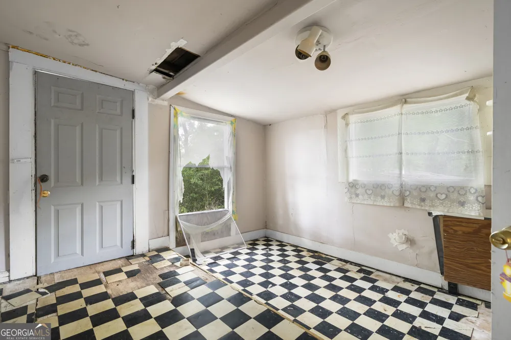 710 Murphey ST Scottdale, GA 30079