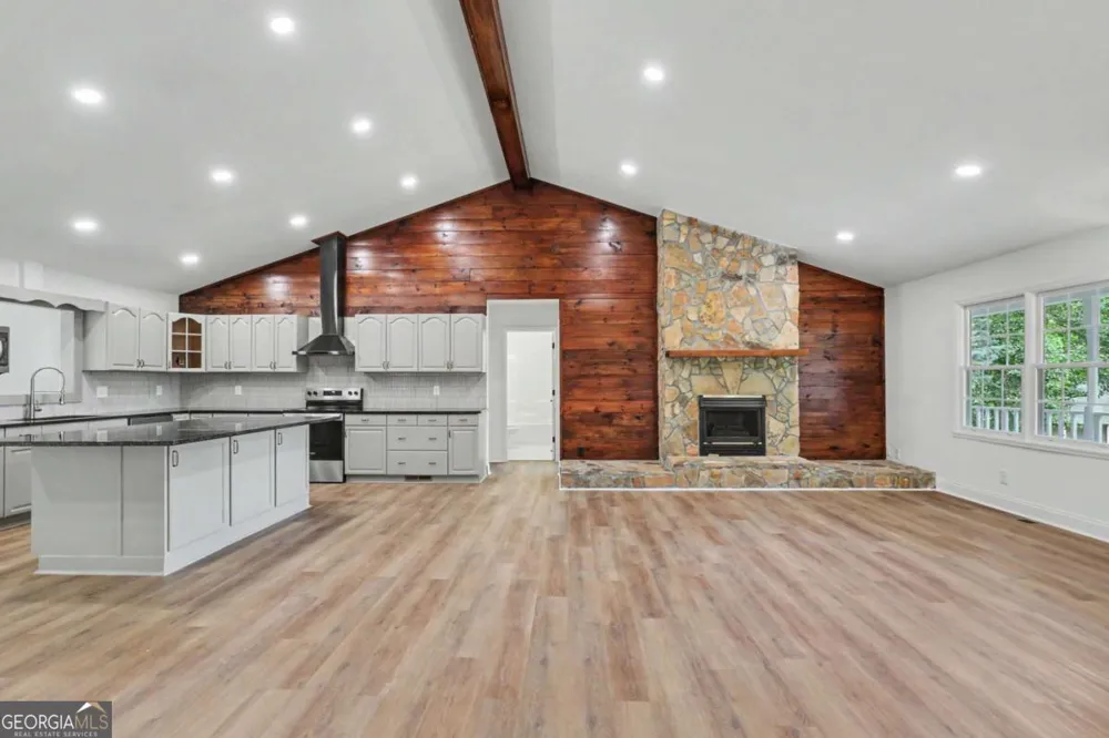 2421 Settlers RDG Hiawassee, GA 30546