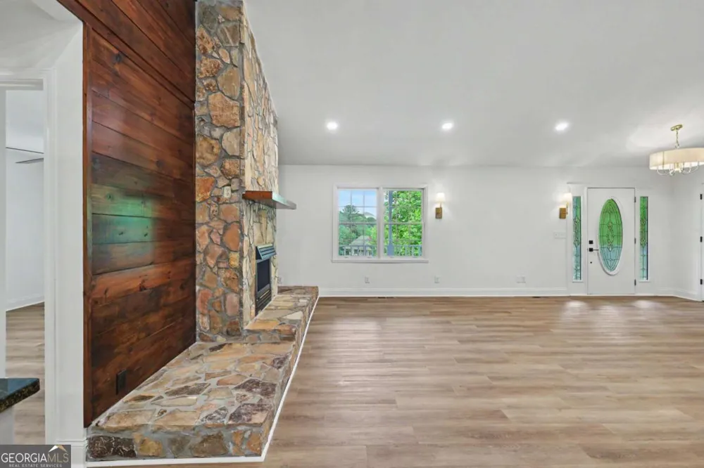 2421 Settlers RDG Hiawassee, GA 30546