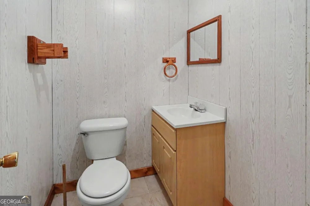 2421 Settlers RDG Hiawassee, GA 30546